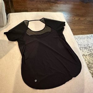 Lululemon top